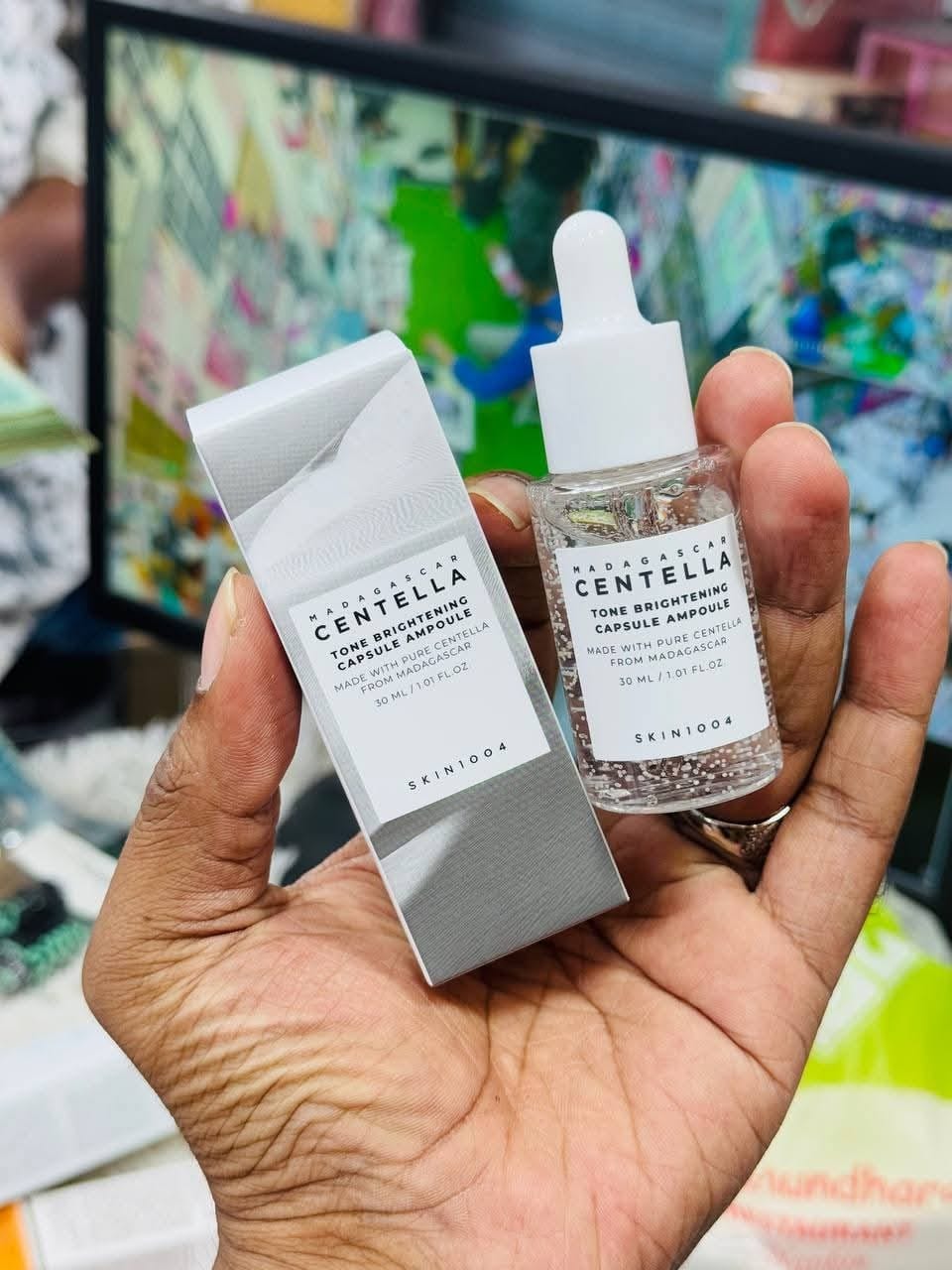 SKIN1004 Madagascar Centella Tone Brightening Capsule Ampoule(30 ml) - Image 2